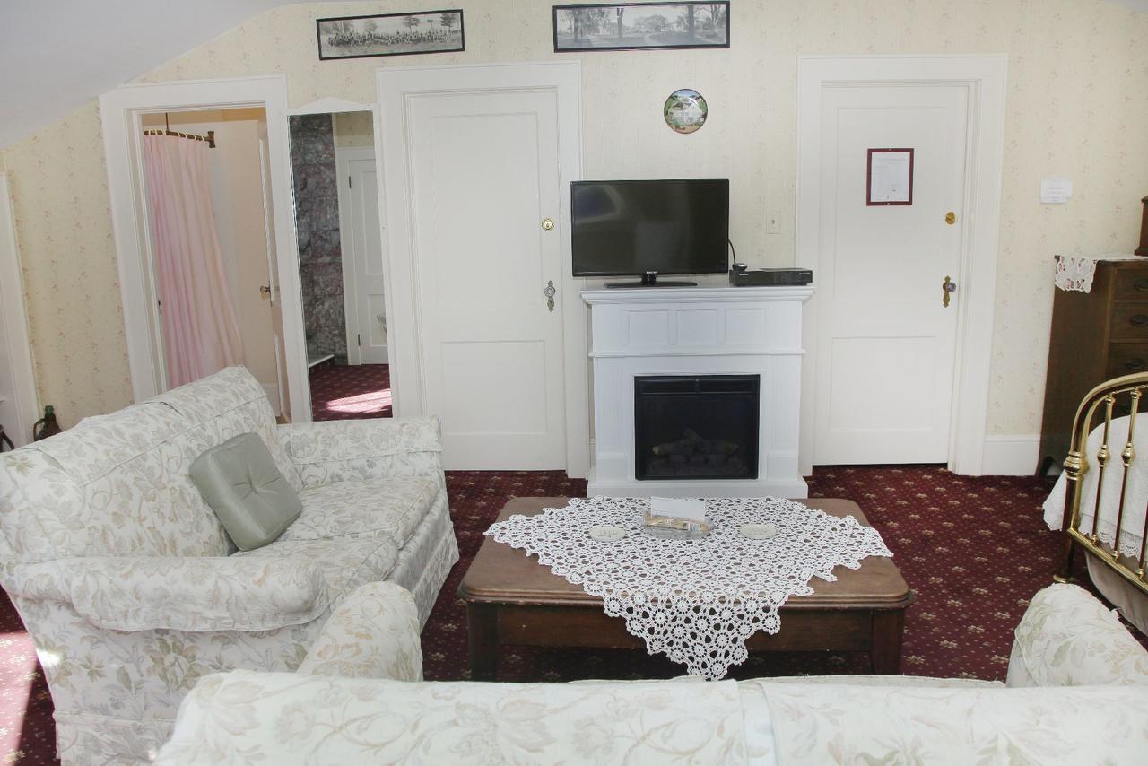 Bykenhulle House Bed And Breakfast Hopewell Junction Exterior foto